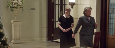 Ladies_in_Black_mp40157.jpg