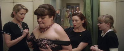 Ladies_in_Black_mp40543.jpg