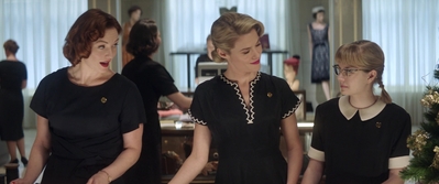 Ladies_in_Black_mp41360.jpg