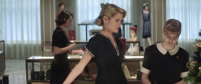 Ladies_in_Black_mp41374.jpg