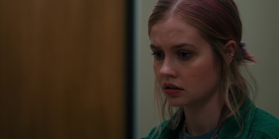 The_Last_Thing_He_Told_Me_S01E07_mkv0336.jpg