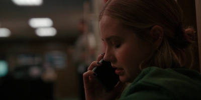 The_Last_Thing_He_Told_Me_S01E07_mkv0612.jpg