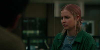 The_Last_Thing_He_Told_Me_S01E07_mkv1608.jpg