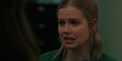The_Last_Thing_He_Told_Me_S01E07_mkv1659.jpg