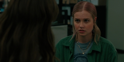The_Last_Thing_He_Told_Me_S01E07_mkv1680.jpg