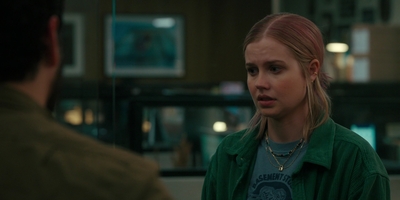 The_Last_Thing_He_Told_Me_S01E07_mkv1697.jpg