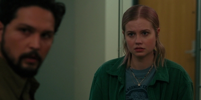 The_Last_Thing_He_Told_Me_S01E07_mkv1713.jpg