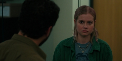 The_Last_Thing_He_Told_Me_S01E07_mkv1725.jpg