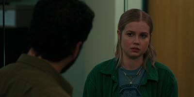 The_Last_Thing_He_Told_Me_S01E07_mkv1726.jpg