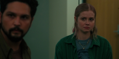 The_Last_Thing_He_Told_Me_S01E07_mkv1738.jpg