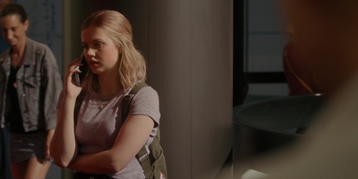 The_Last_Thing_He_Told_Me_S01E07_mkv1782.jpg