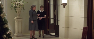 Ladies_in_Black_mp40149.jpg