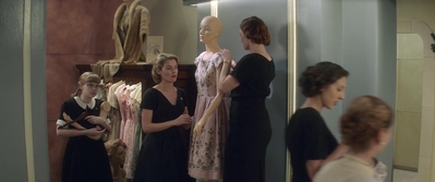 Ladies_in_Black_mp40345.jpg