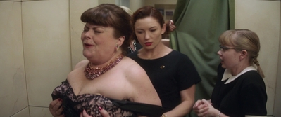 Ladies_in_Black_mp40540.jpg