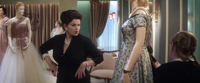 Ladies_in_Black_mp41250.jpg