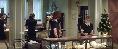 Ladies_in_Black_mp41352.jpg