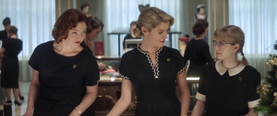 Ladies_in_Black_mp41361.jpg