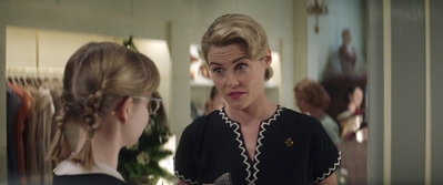 Ladies_in_Black_mp41614.jpg