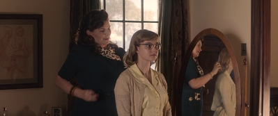 Ladies_in_Black_mp41948.jpg