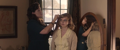 Ladies_in_Black_mp41956.jpg