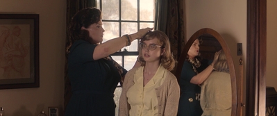 Ladies_in_Black_mp41958.jpg