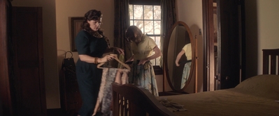 Ladies_in_Black_mp41981.jpg