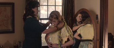 Ladies_in_Black_mp41989.jpg