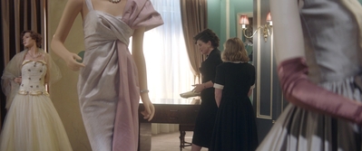 Ladies_in_Black_mp42632.jpg