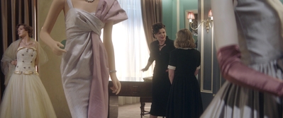 Ladies_in_Black_mp42633.jpg