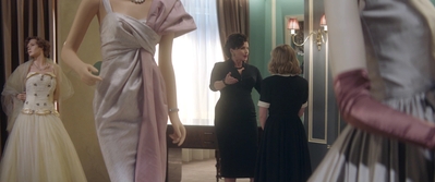 Ladies_in_Black_mp42634.jpg