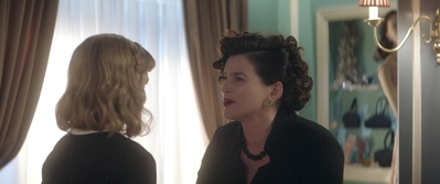 Ladies_in_Black_mp42653.jpg