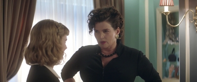 Ladies_in_Black_mp42687.jpg