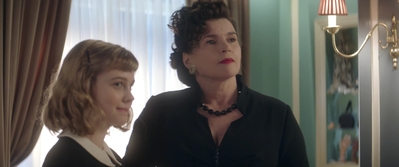 Ladies_in_Black_mp42696.jpg