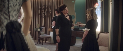 Ladies_in_Black_mp43731.jpg