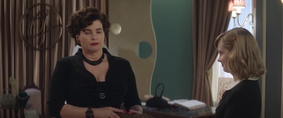 Ladies_in_Black_mp43758.jpg