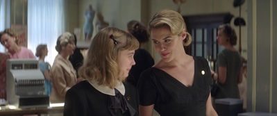 Ladies_in_Black_mp44070.jpg