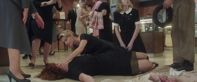 Ladies_in_Black_mp44105.jpg