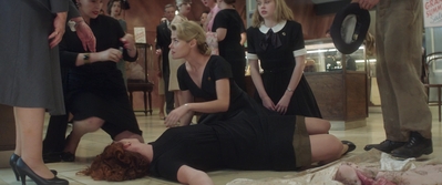 Ladies_in_Black_mp44106.jpg