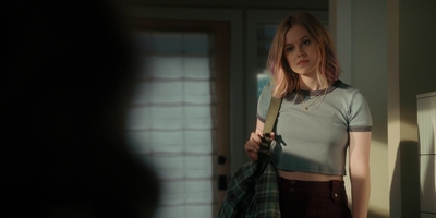 The_Last_Thing_He_Told_Me_S01E01_mkv0450.jpg