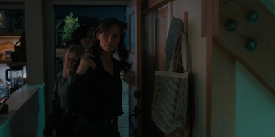 The_Last_Thing_He_Told_Me_S01E01_mkv1632.jpg