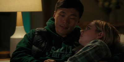 The_Last_Thing_He_Told_Me_S01E01_mkv1818.jpg