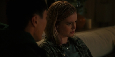 The_Last_Thing_He_Told_Me_S01E01_mkv1850.jpg