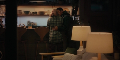The_Last_Thing_He_Told_Me_S01E01_mkv1902.jpg