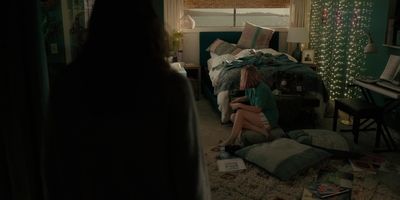 The_Last_Thing_He_Told_Me_S01E01_mkv2261.jpg