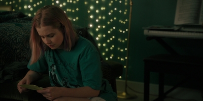 The_Last_Thing_He_Told_Me_S01E01_mkv2292.jpg