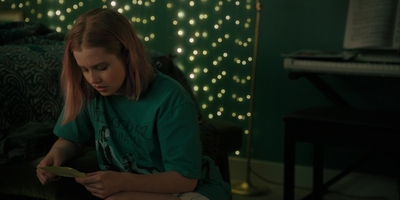 The_Last_Thing_He_Told_Me_S01E01_mkv2293.jpg