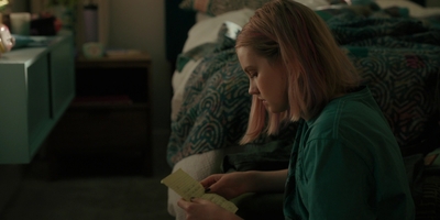 The_Last_Thing_He_Told_Me_S01E01_mkv2304.jpg