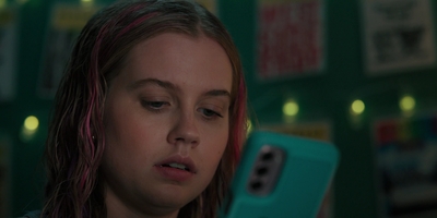 The_Last_Thing_He_Told_Me_S01E02_mkv2886.jpg