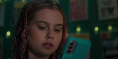 The_Last_Thing_He_Told_Me_S01E02_mkv2887.jpg