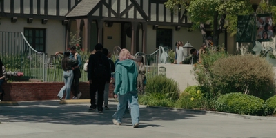 The_Last_Thing_He_Told_Me_S01E02_mkv3001.jpg